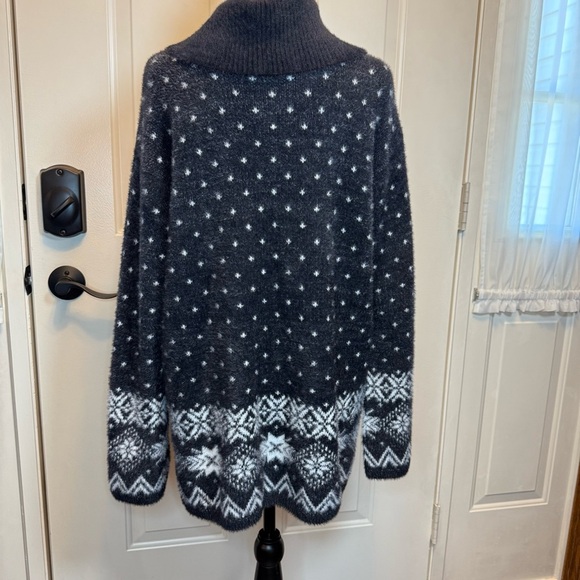 Lands' End Fair Isle Cowl Neck Pullover Sweater Women's M (10-12) Black/White - Picture 3 of 11